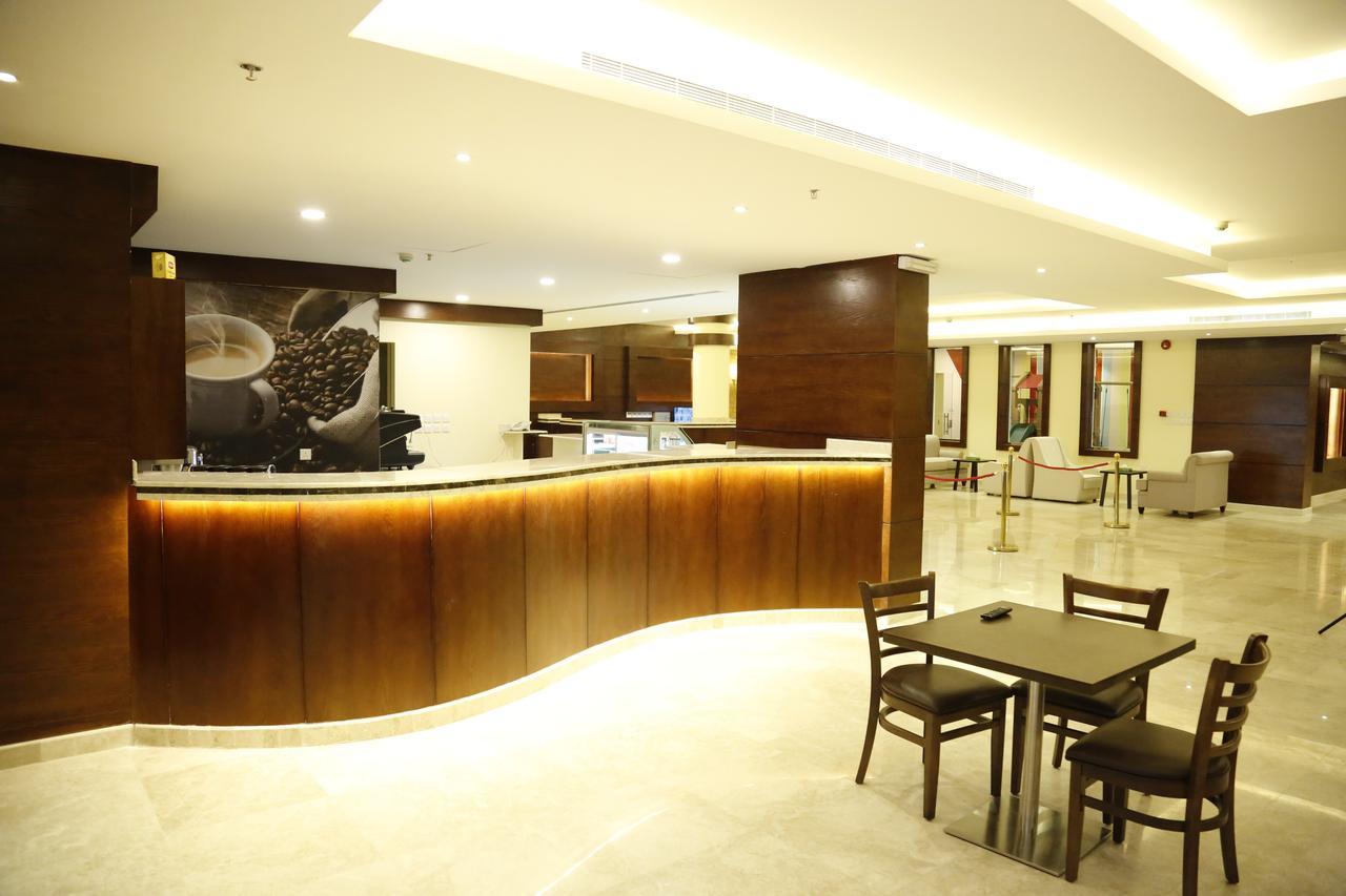 Flora Hotel Suite 2 فلورا2 للشقق المخدومة ริยาดห์ ภายนอก รูปภาพ