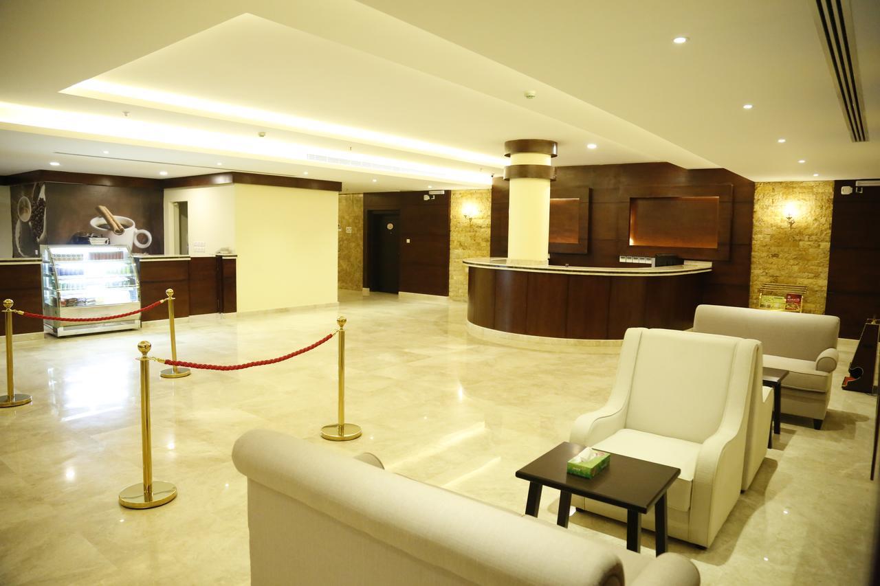 Flora Hotel Suite 2 فلورا2 للشقق المخدومة ริยาดห์ ภายนอก รูปภาพ