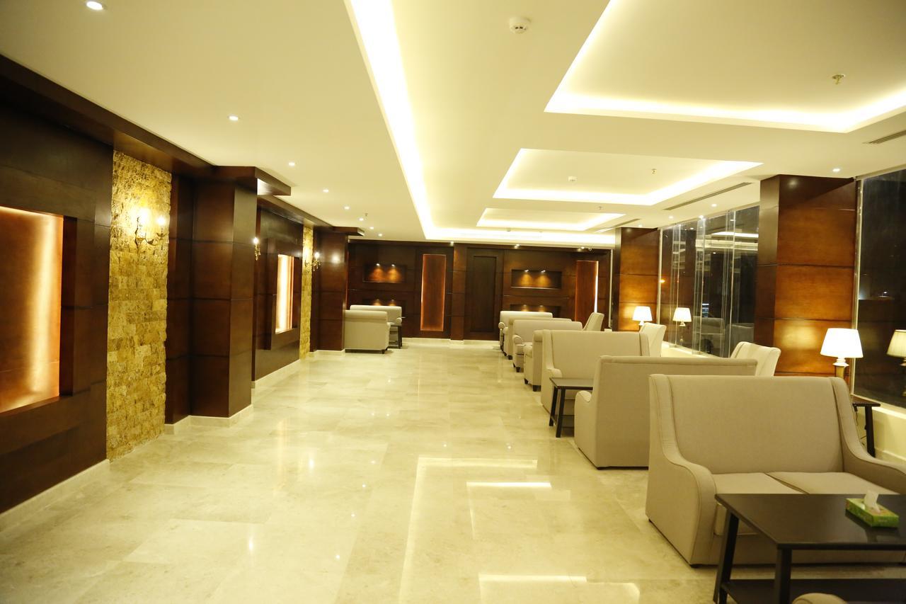 Flora Hotel Suite 2 فلورا2 للشقق المخدومة ริยาดห์ ภายนอก รูปภาพ
