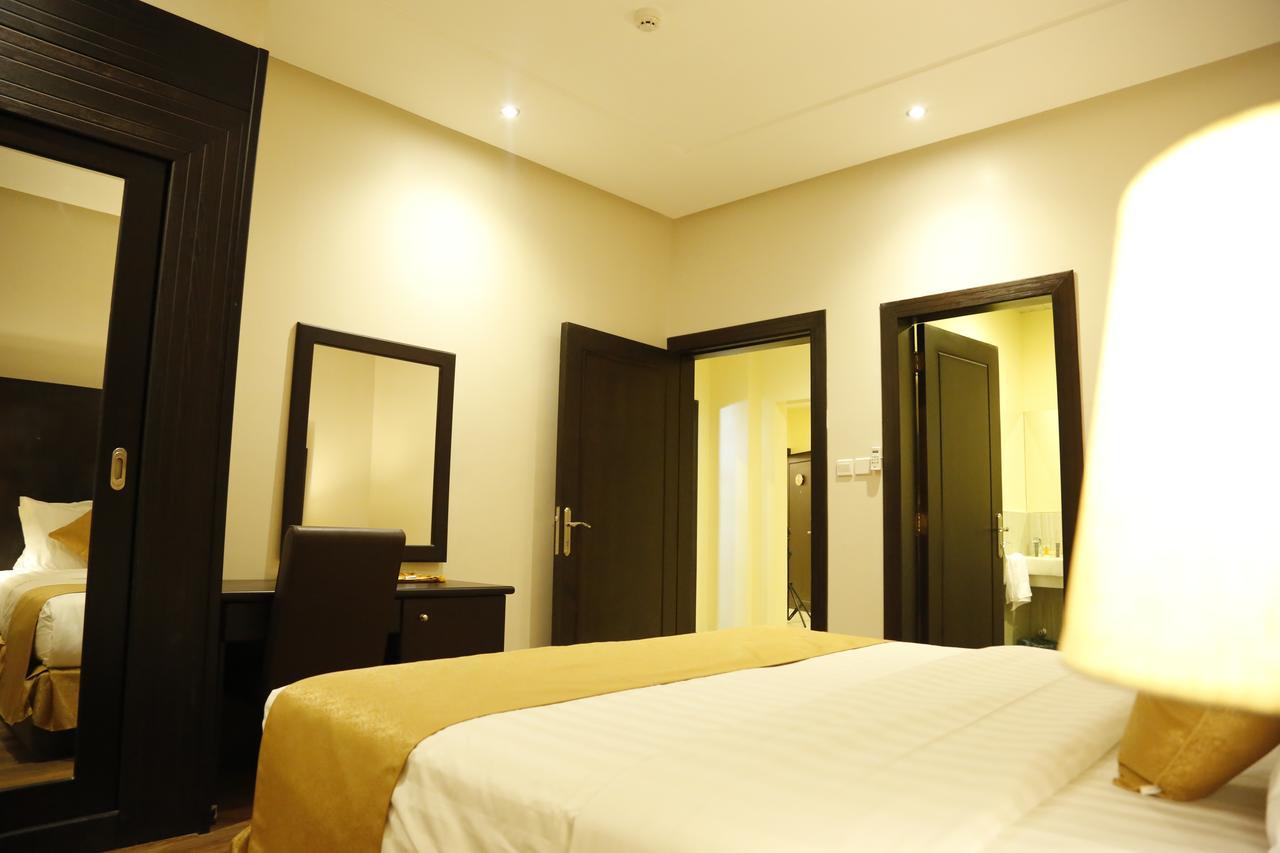 Flora Hotel Suite 2 فلورا2 للشقق المخدومة ริยาดห์ ภายนอก รูปภาพ