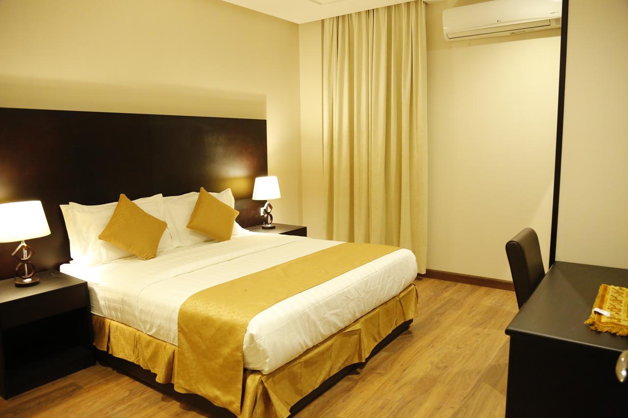 Flora Hotel Suite 2 فلورا2 للشقق المخدومة ริยาดห์ ภายนอก รูปภาพ