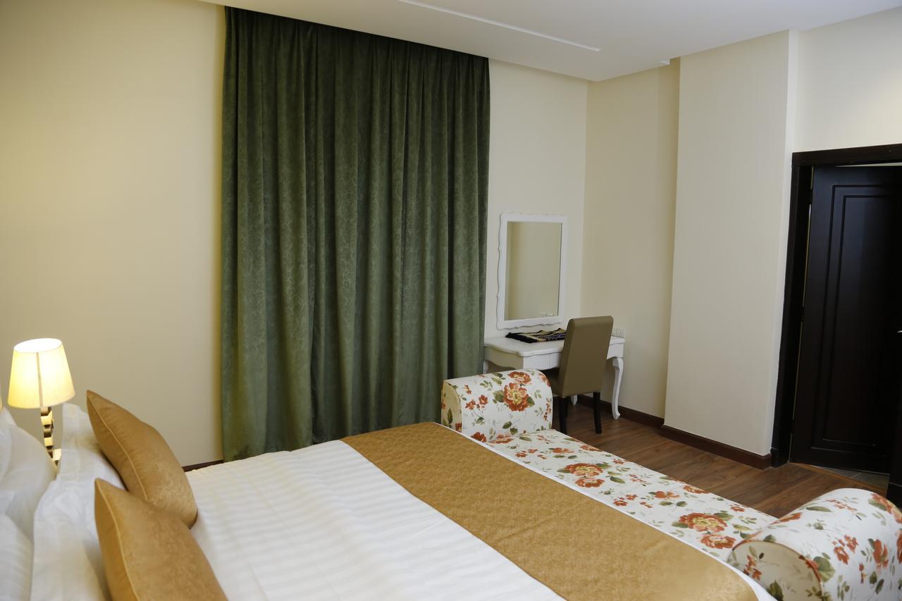 Flora Hotel Suite 2 فلورا2 للشقق المخدومة ริยาดห์ ภายนอก รูปภาพ